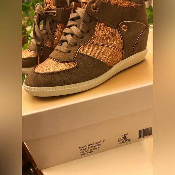 Michael Kors Nikko high tops wedge sneakers size 6.5 - Picture 5 of 14